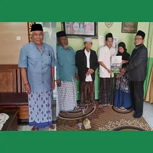 Sampaikan Bela Sungkawa, RUPS MUI Gresik Takziyah ke Kediaman Almarhum Ustadz Misbahul Abidin