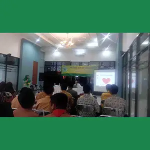 MUI Gresik selenggarakan Talk Show Ada Apa Dengan Cinta untuk para Remaja.