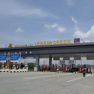 Gresik Selatan: Membangun Akar Santri di Tengah Serbuan Industri