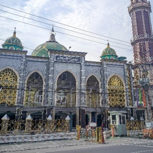 Jadwal Sholat Kabupaten Gresik Rabu, 28 Januari 2026