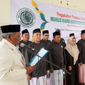 Resmi Dikukuhkan, MUI Sidayu Diminta Jadi Benteng Umat dari Paham Menyimpang