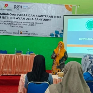 Dorong Kemandirian Ekonomi Keluarga Nelayan, MUI Gresik Motivasi Istri Nelayan Banyuurip Berwirausaha