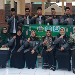 Ramadhan Syahru Shadaqah, MUI Menganti Berbagi Takjil dan Santuni Puluhan Dhuafa